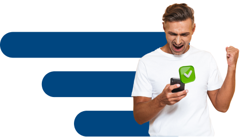 hombre con celular